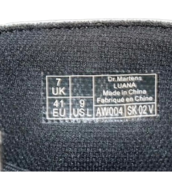 DOC DR. MARTENS 7-Hole White Leather Lace-up Boots Women US9/UK7 Men US7/UK5 NWT - Picture 10 of 12